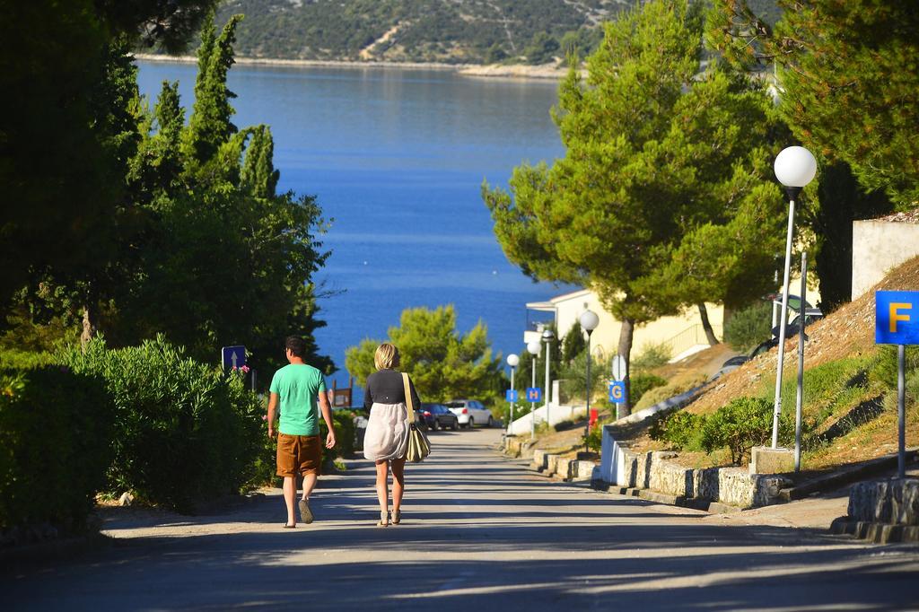 Happy Camp Mobile Homes In Camping Amadria Park Camping Trogir Seget Vranjica Kültér fotó